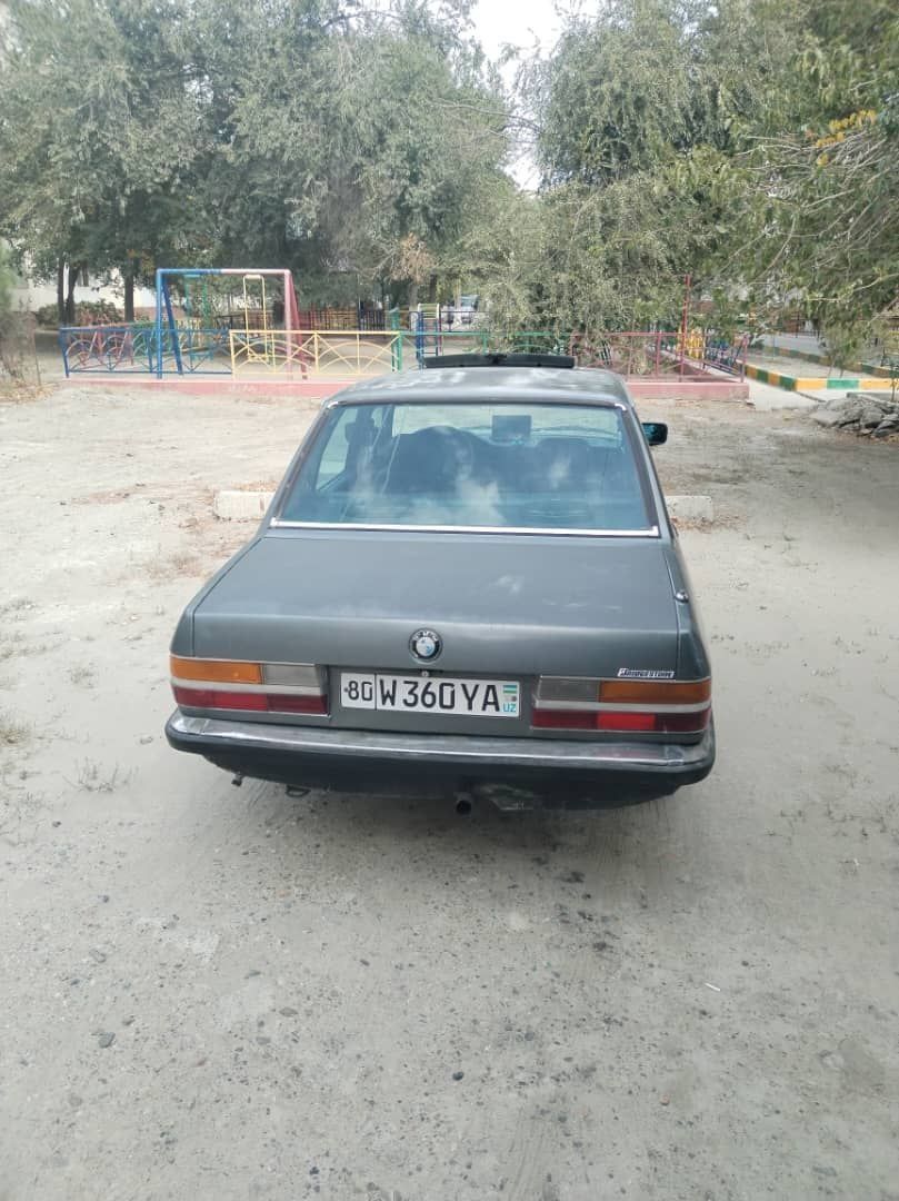 BMW M5 Mator M10