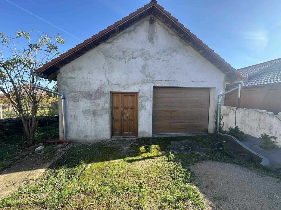 De vânzare – Casă în curs de renovare – Strada Viilor