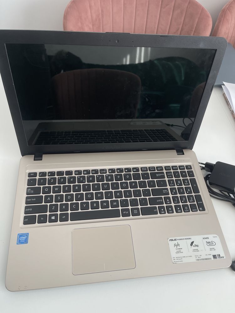 Laptot Asus A540S
