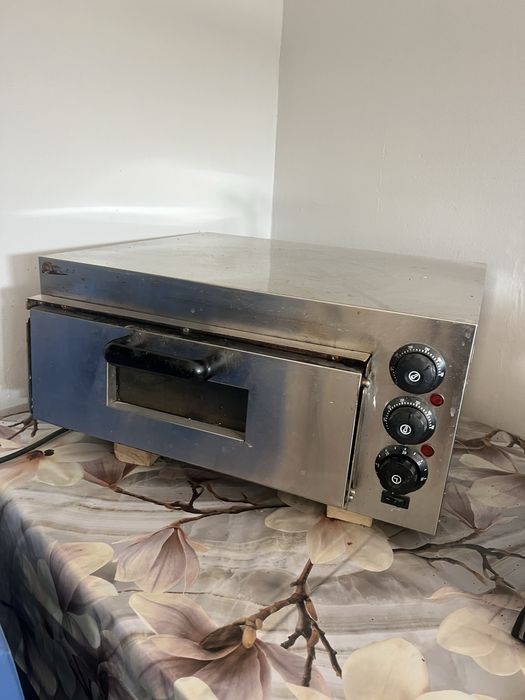 Печь для пиццы в отличном состоянии