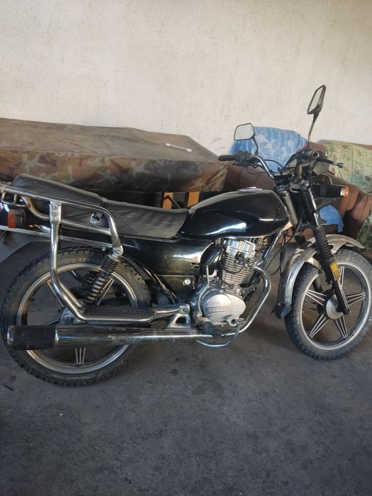 Продам мотоцикл .