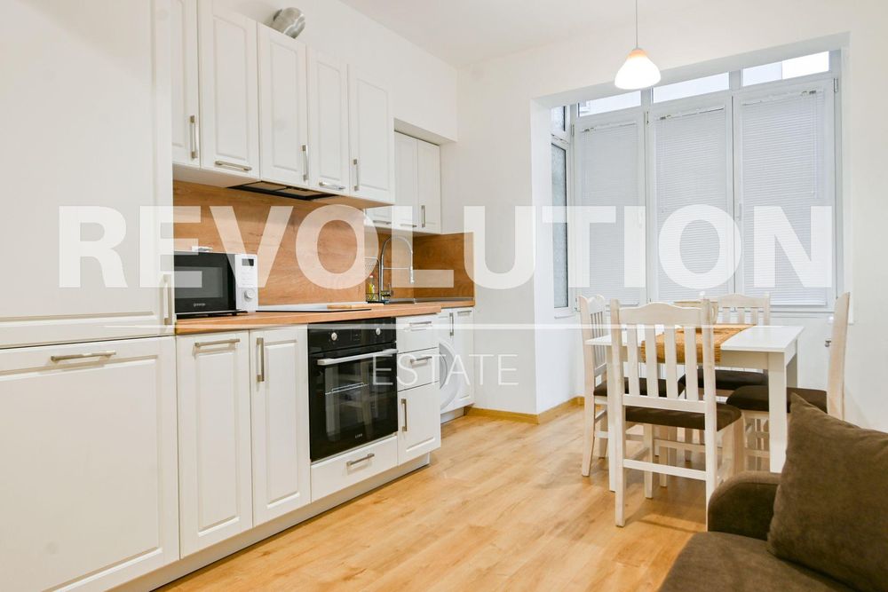 Двустаен апартамент в Център на София.