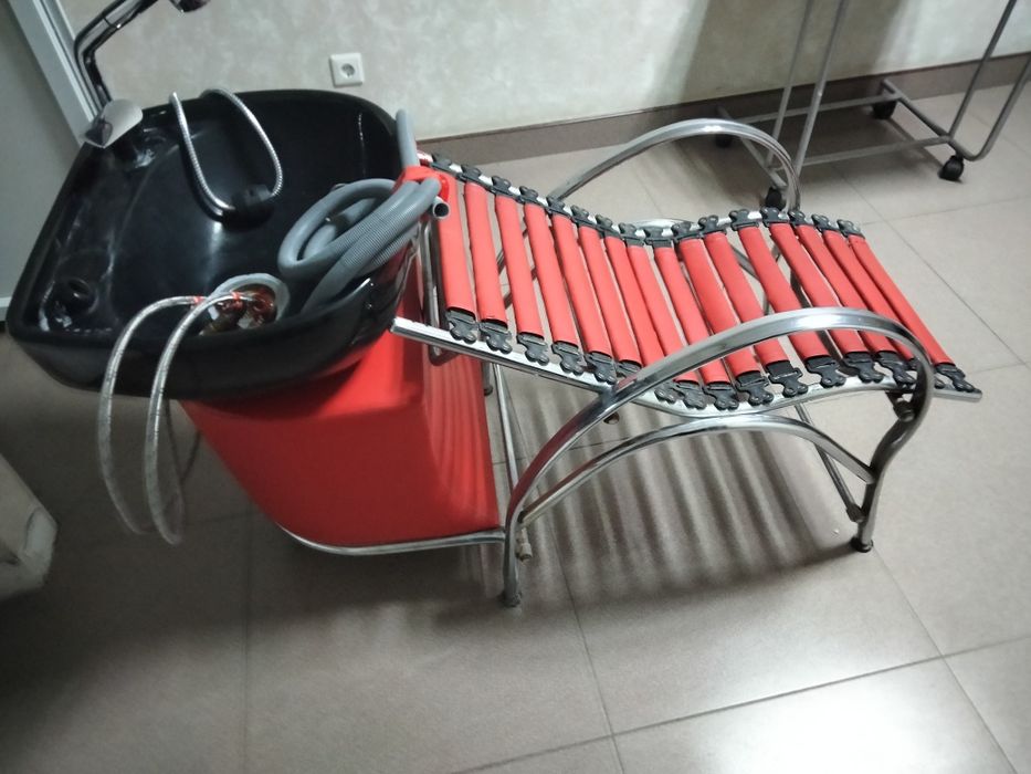 Продам мойку для волос в отличном состоянии новый смеситель