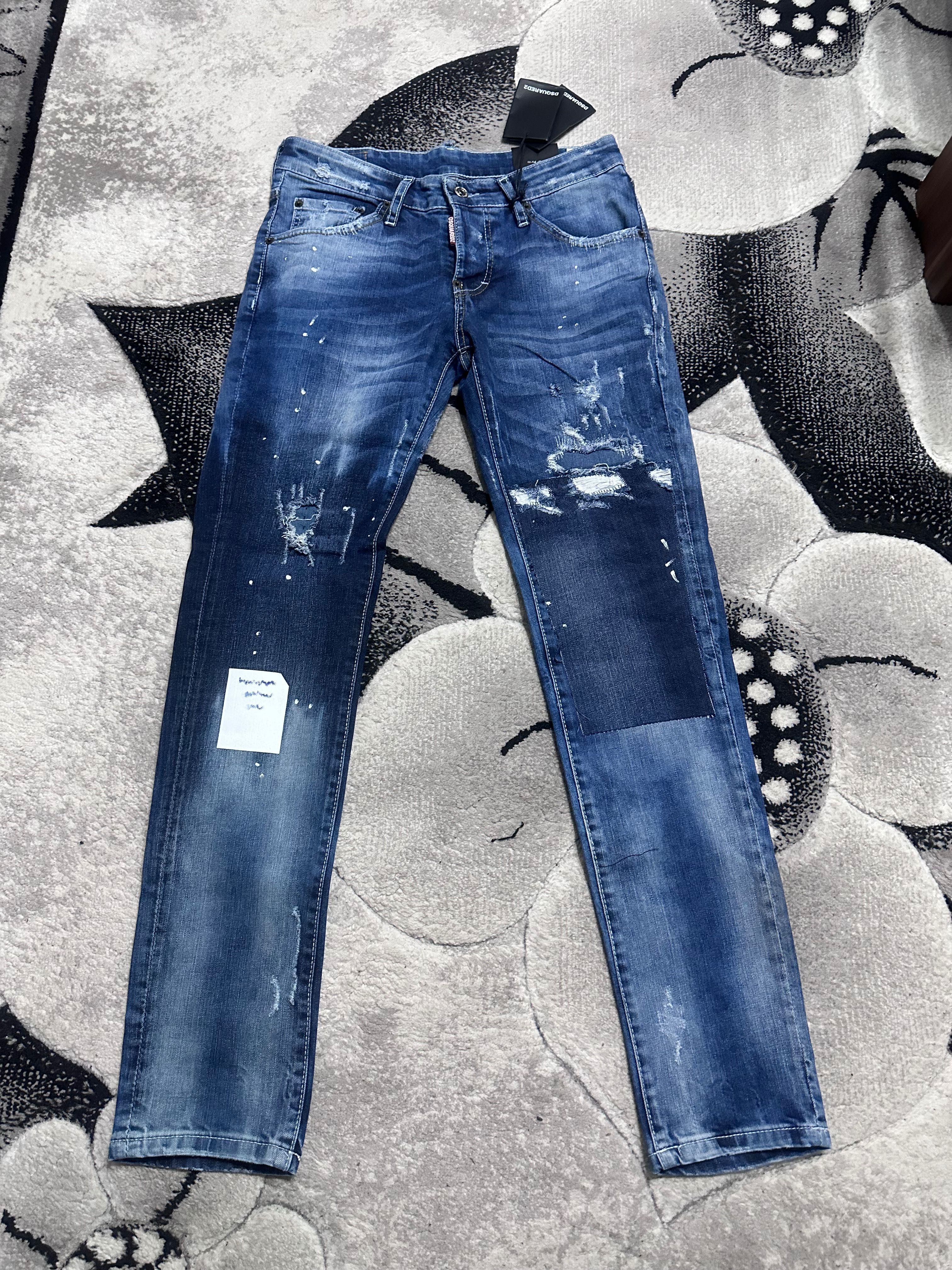 Мъжки дънки на Dsquared