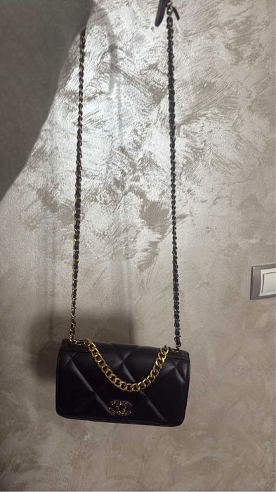 Chanel чанта естествена кожа