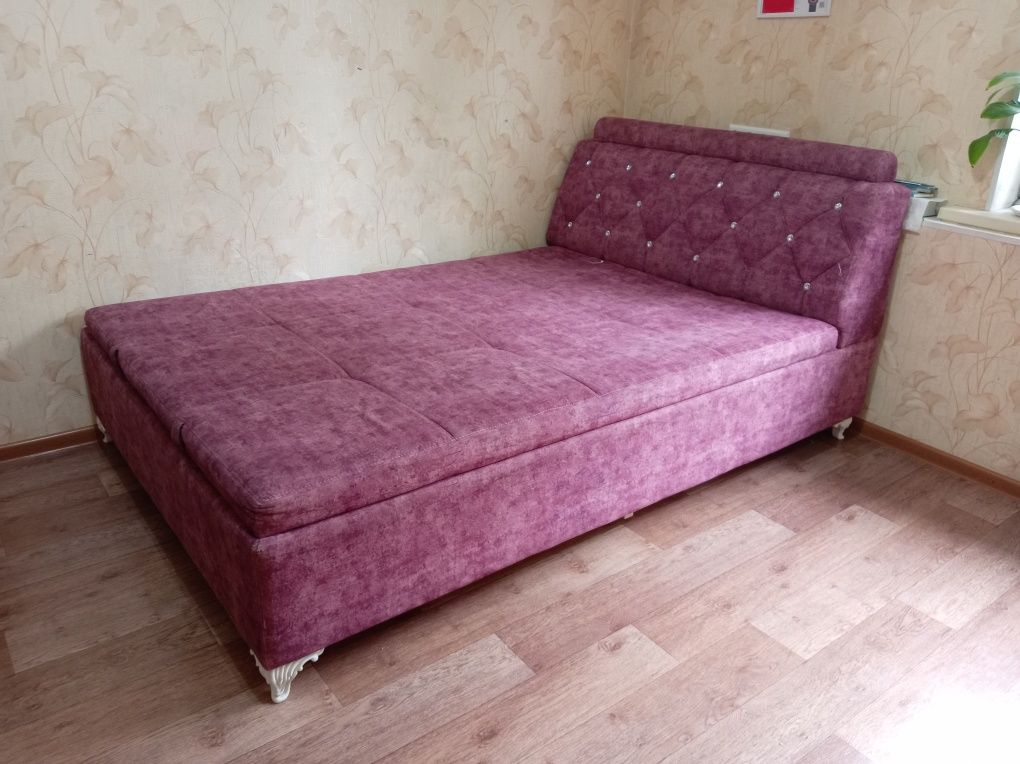 Двух спальных кровать сатылады