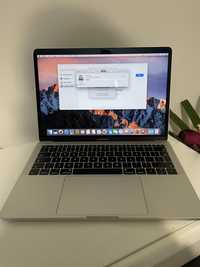 Vând  MacBook pro 13-INCH, 2017, TWO THUNDERBOLT 3 PORTS)