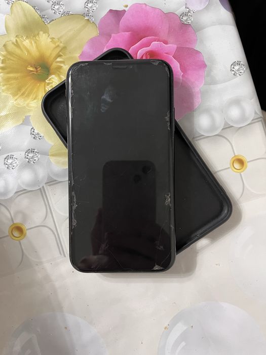 iPhone Xr продается,низкая цена