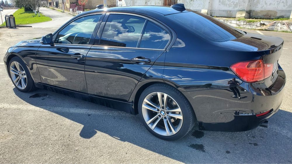 Vand Grebla  KUhn si freza de pamant  de 3 m .Vand Bmw 318