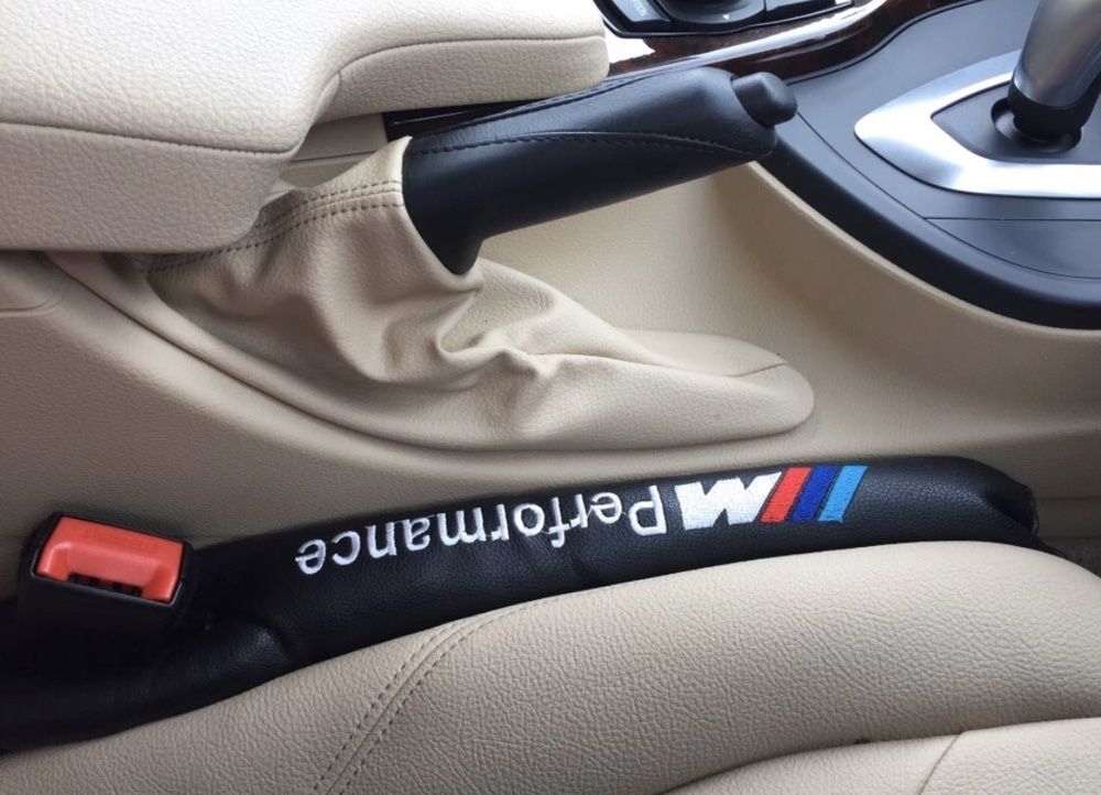 BMW Performance възглавничка за коли бмв възглавнички