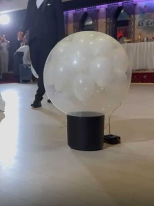 Cabina foto / Fum greu dansul mirilor / Baloane explozibile / ………