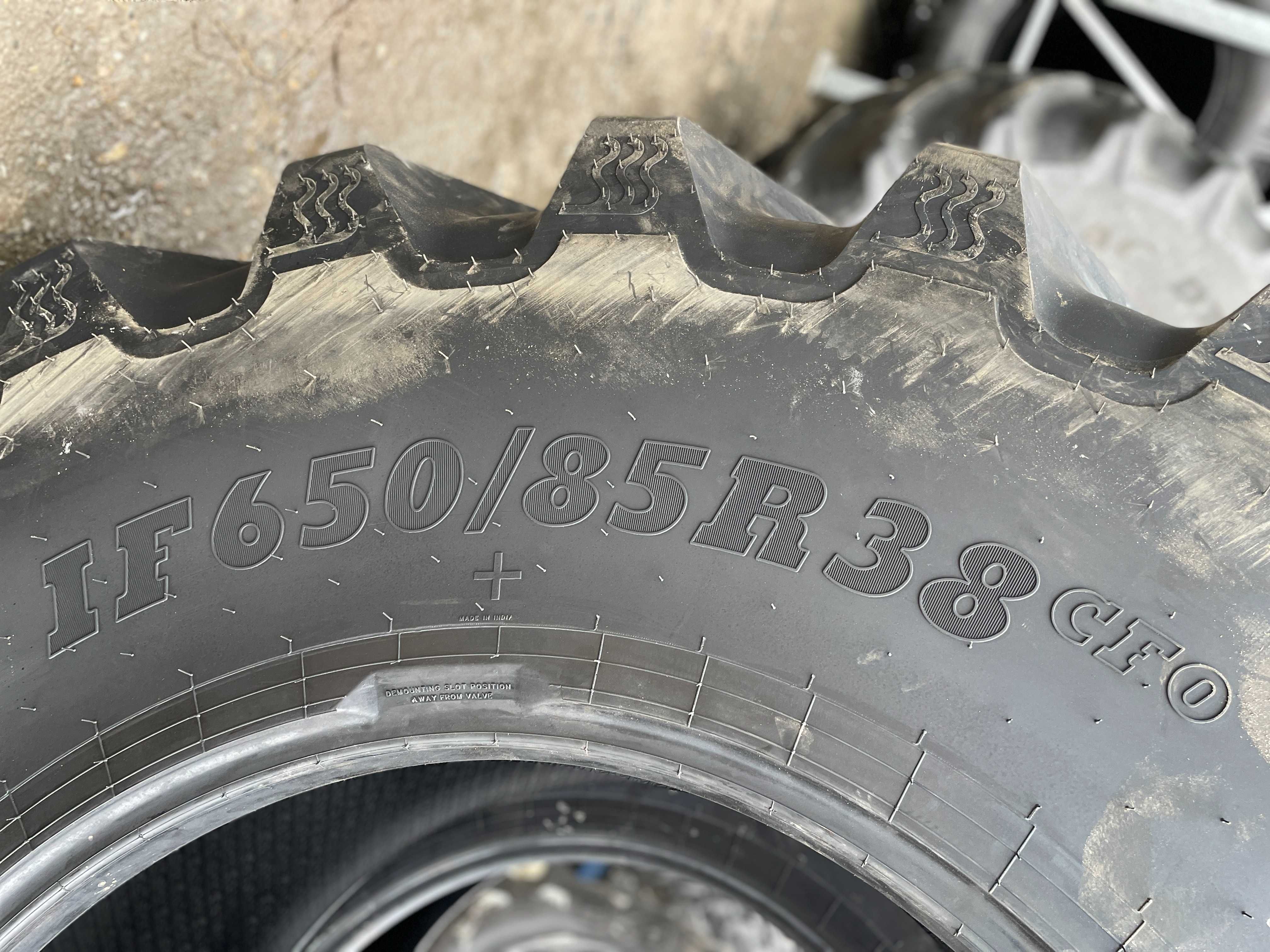 Cauciucuri noi de tractor spate Radiale 650/85R38 BKT agrimax STEYR