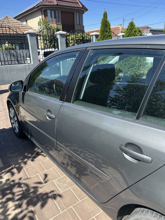 VW GOLF 5 2.0 TDI proprietar