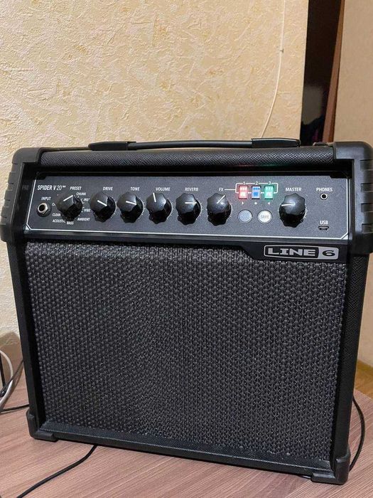 Гитарный комбоусилитель Line 6 Spider V 20 MkII