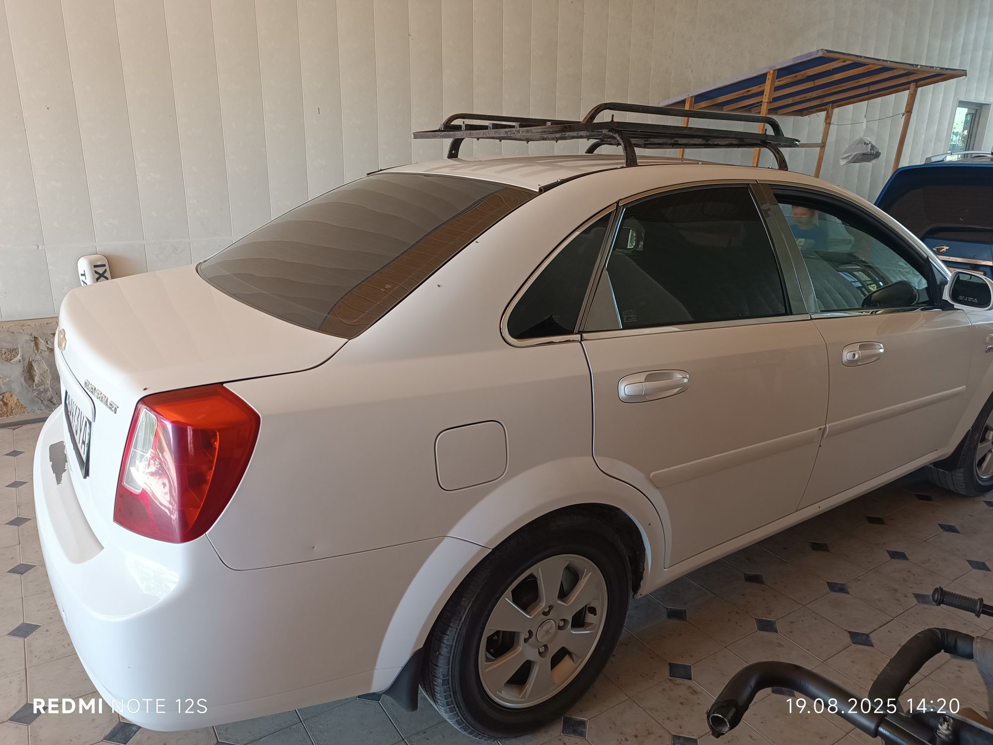 Lasetti sotiladi 1.6 aftamat
