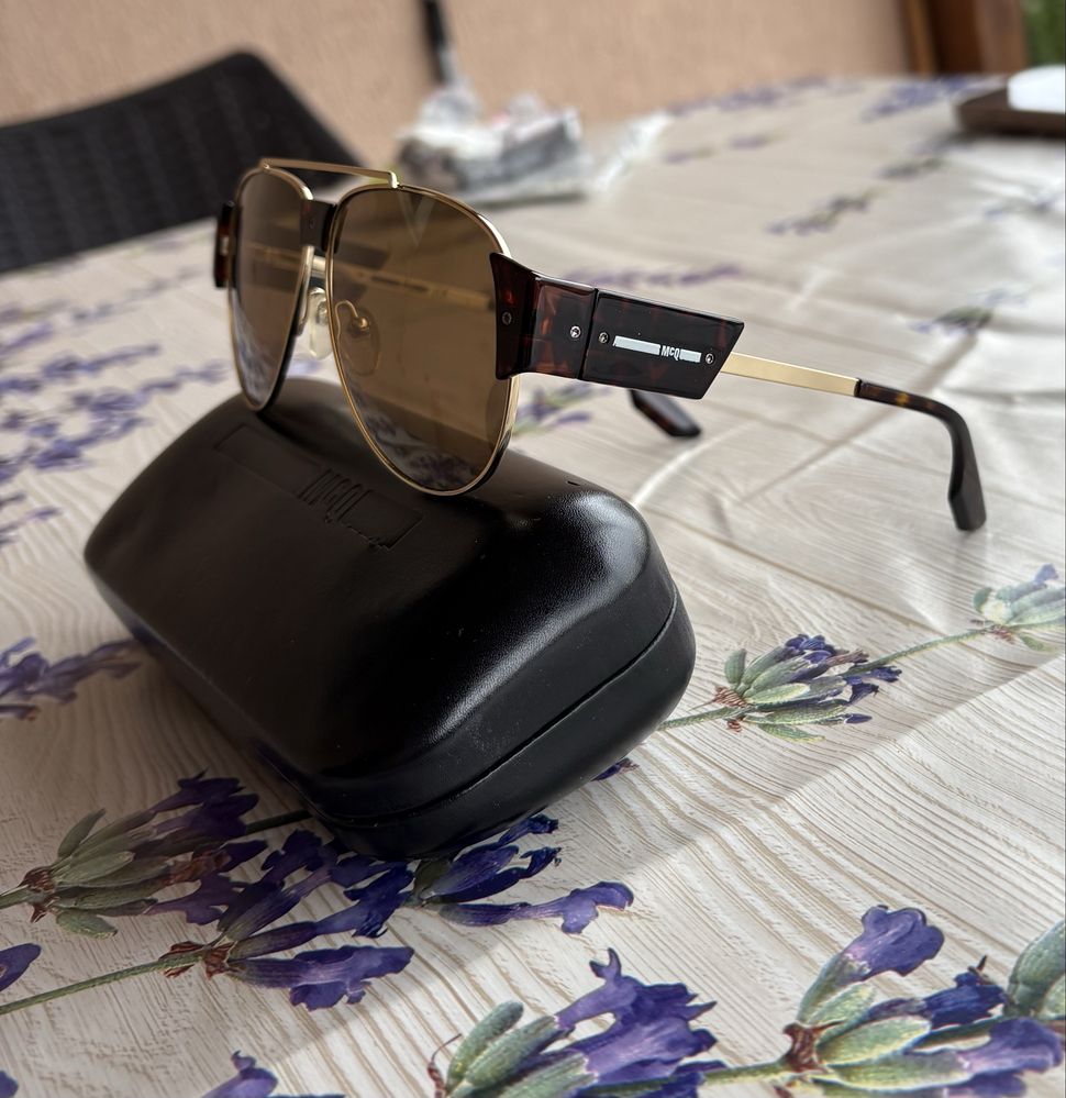 Alexander McQueen ochelari unisex originali