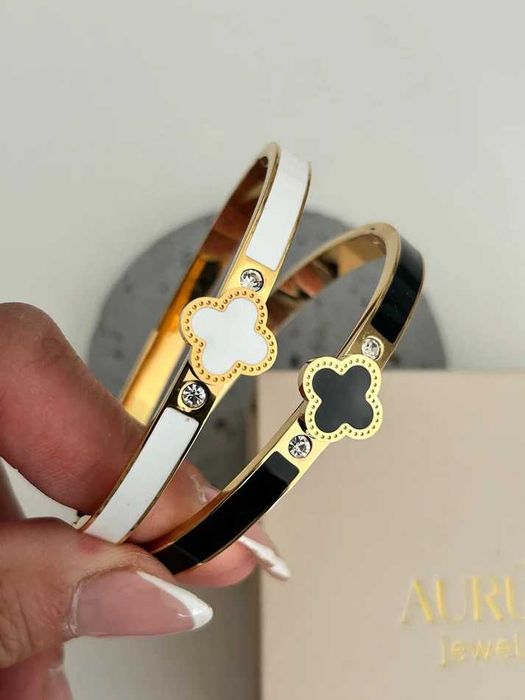 Луксозна дамска гривна с детелинки в стил Van Cleef – черна или бяла