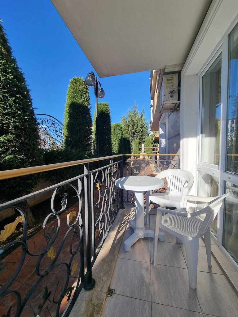 Продава се Едностаен апартамент в к.к. Слънчев бряг - 45 кв.м за 1487 €/кв.м - Снимка #13