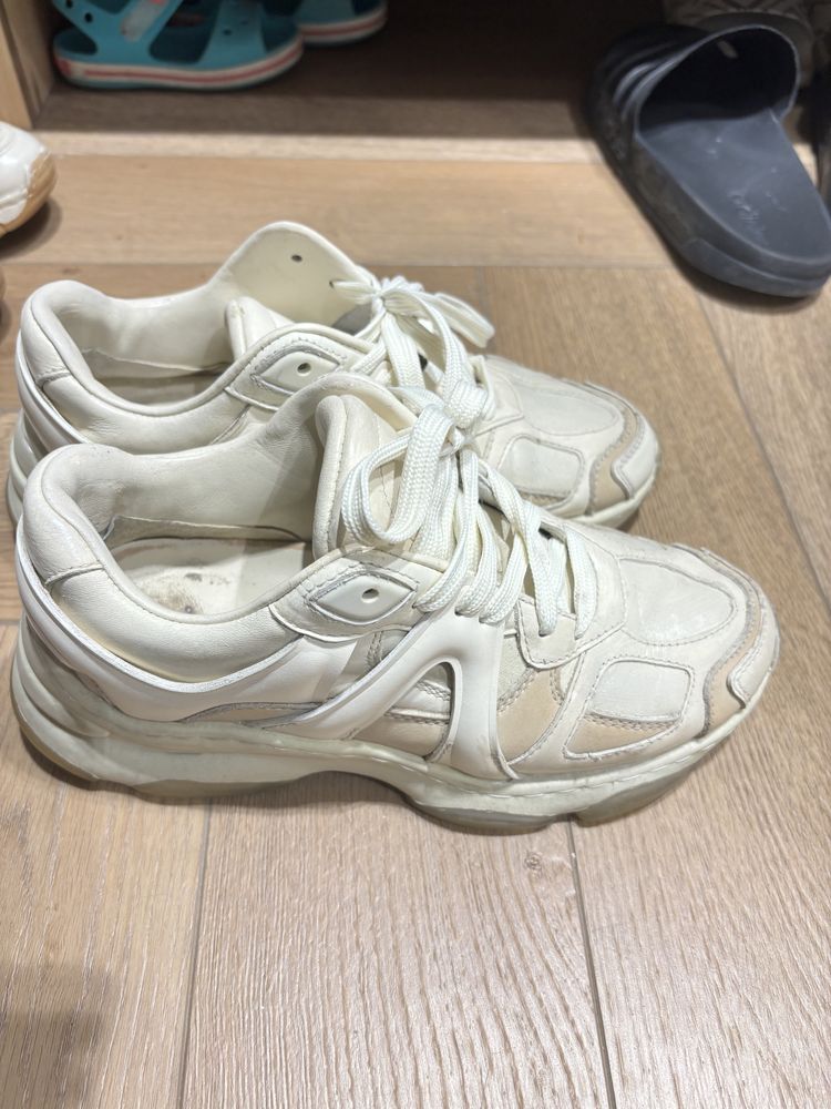 Кроссовки massimo dutti