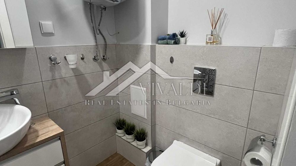 Двустаен под наем с ПАРКОМЯСТО в Св.Св.Константин и Елена