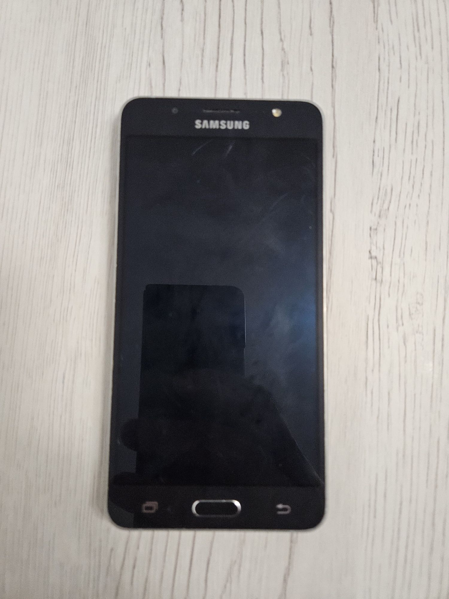 Samsung Galaxy J5 (2016)