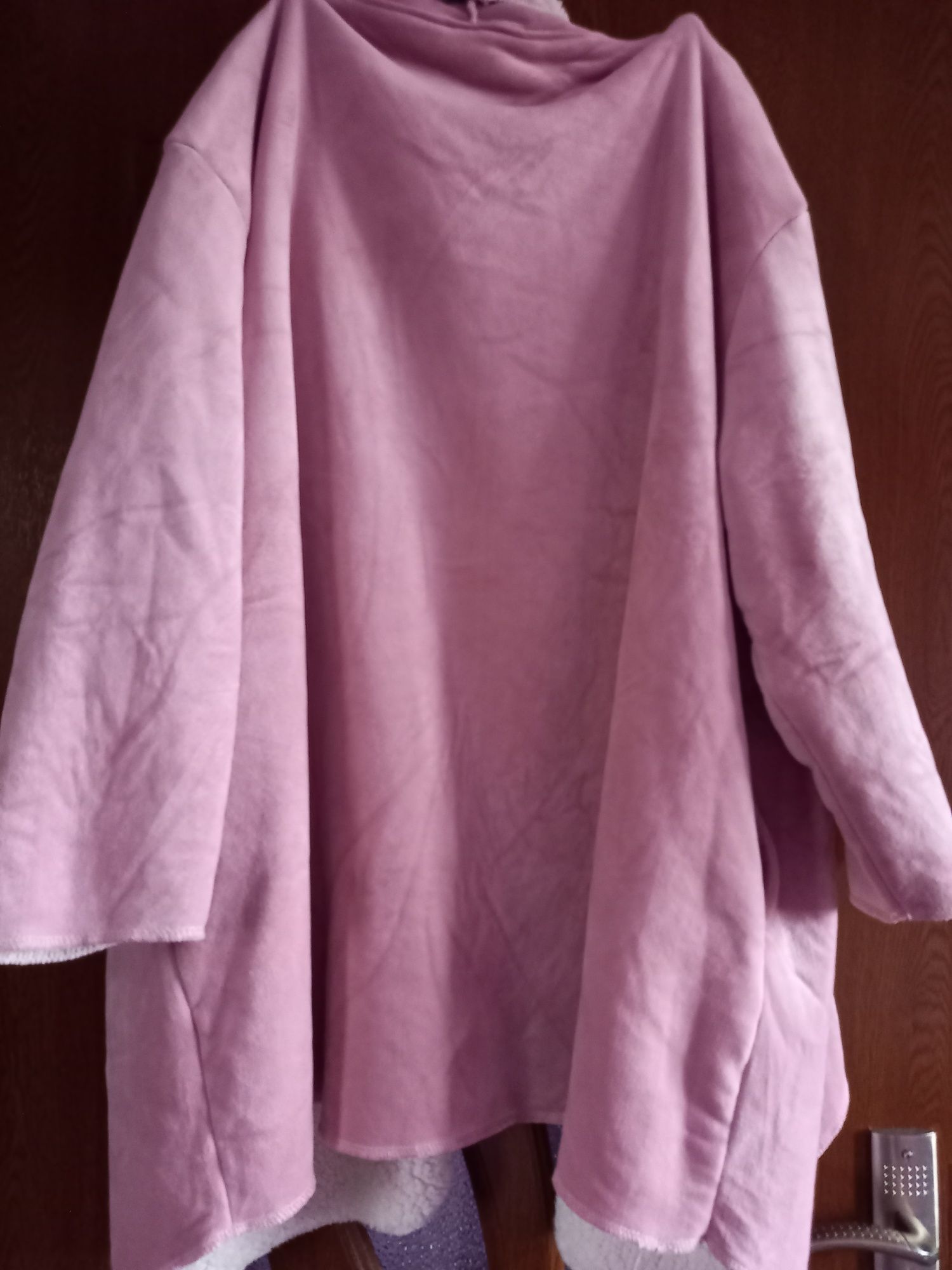 Vând Cardigan cu Blăniță Mărimea L-XL Nou