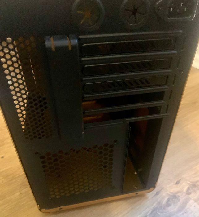 Vand carcasa unitate calculator Synk Ready Micro Atx