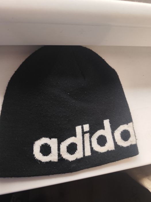 Продам шапку Адидас
