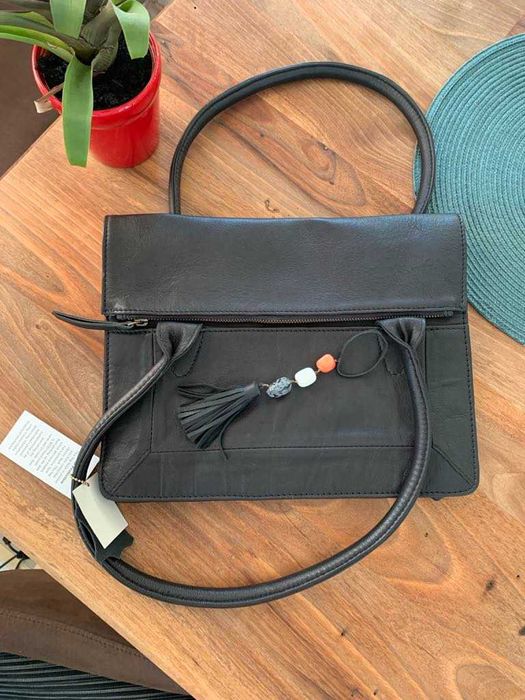 Кожена дамска чанта