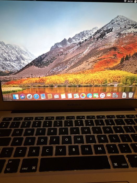 Macbook air mid 2011 model A1369