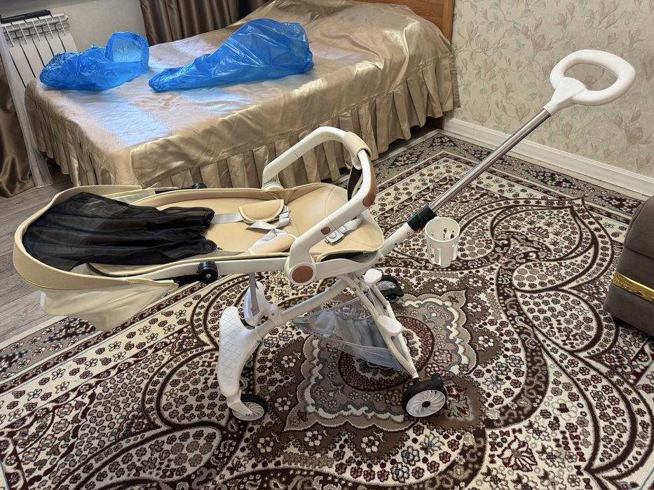 Коляска прогулочная