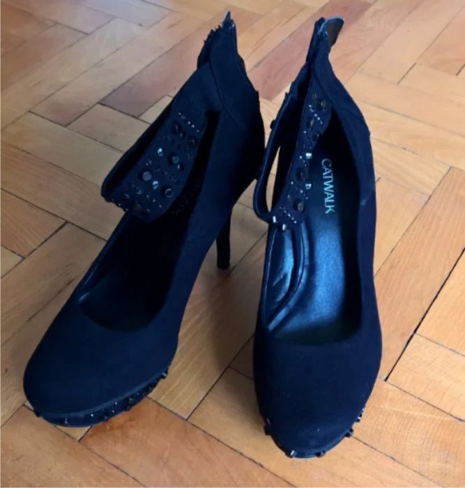 Pantofi negrii cu toc, marime 38 ocazie / nunta / banchet / eveniment