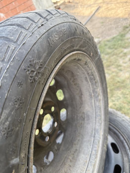 Комплект гуми 185 R60 R15 Зимни!!!