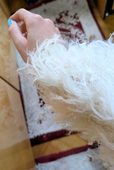 Cardigan drăguț cu croială deschisă și franjuri – primăvară/toamnă