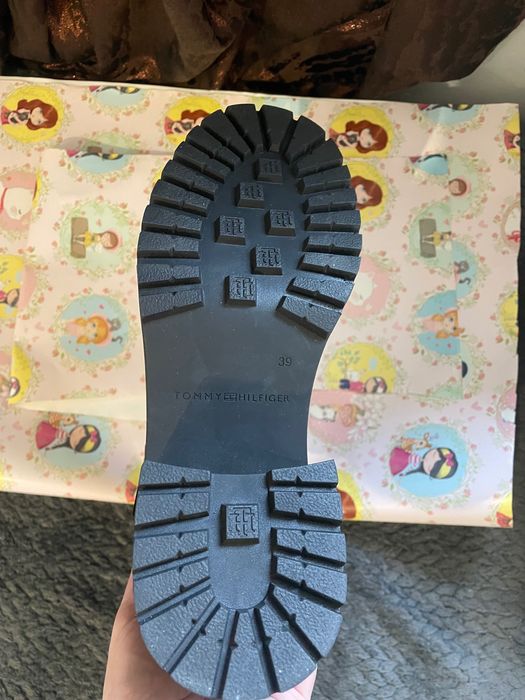 Нови Tommy Hilfiger боти