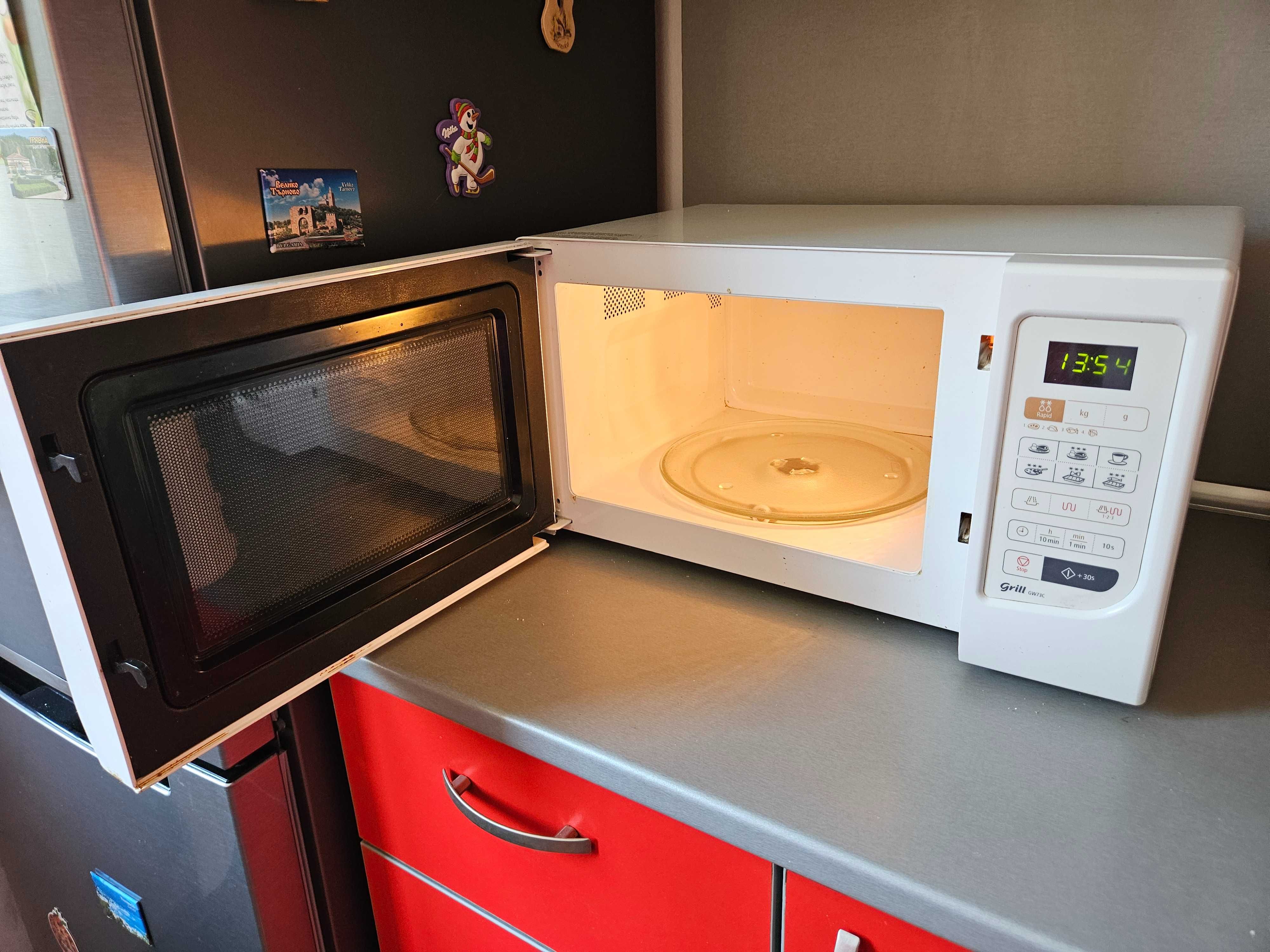 Микровълнова Samsung GW73C