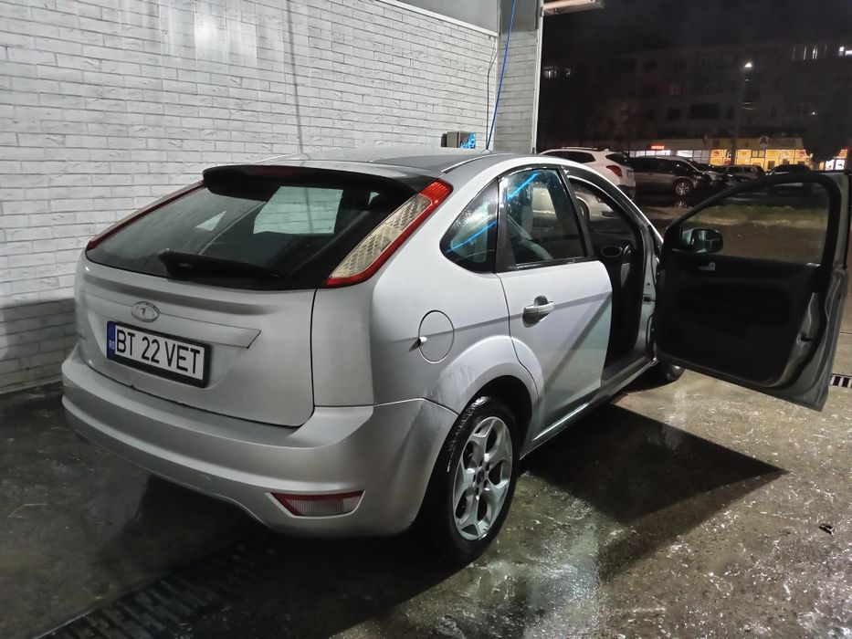 Vând Ford focus 2008