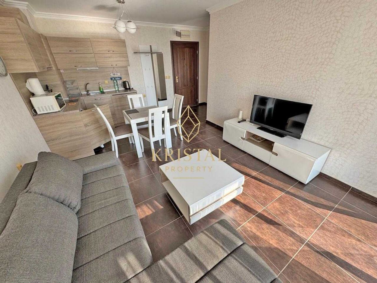 Продава се Двустаен апартамент в Свети Влас - 61 кв.м за 2130 €/кв.м - Снимка #1