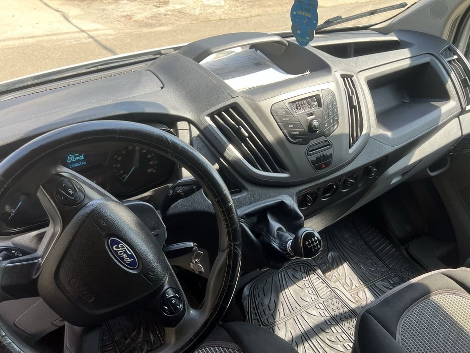 Ford Transit 2017 achizitionat de nou 220.000 km