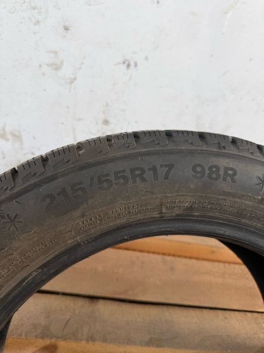 Зимние шины состояние новое размер 215/55R17