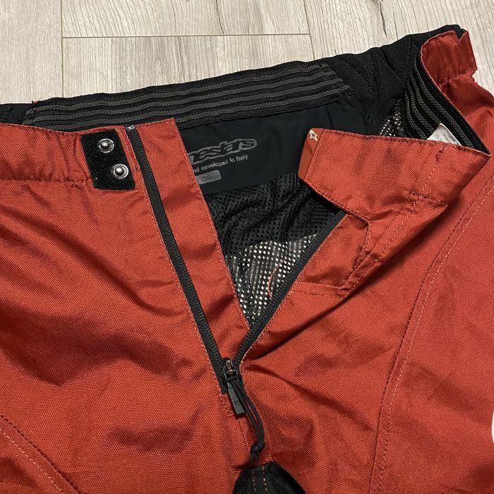 Alpinestar Racer L endura troy lee designs fox racing poc specialized