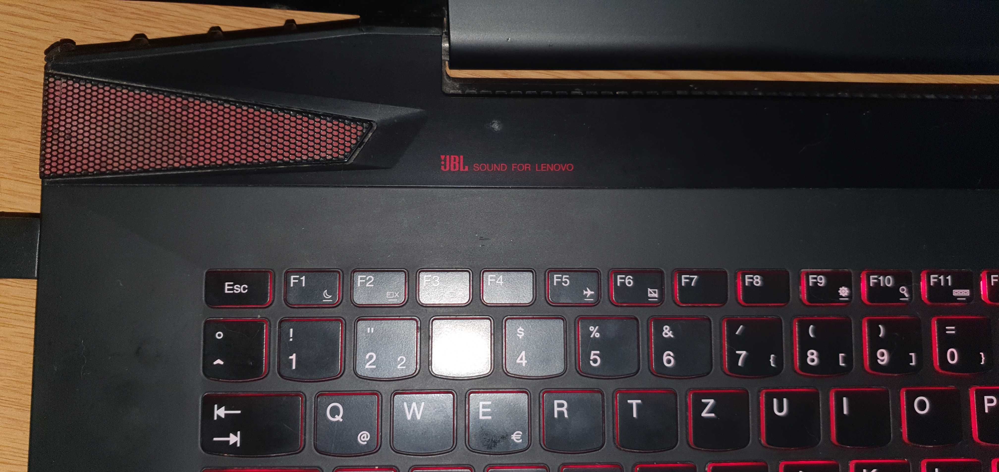 vand laptop gaming lenovo y70-70 touch