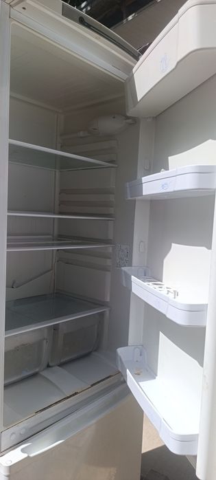 Халадилник, Indesit, muzlargich, холодильник.