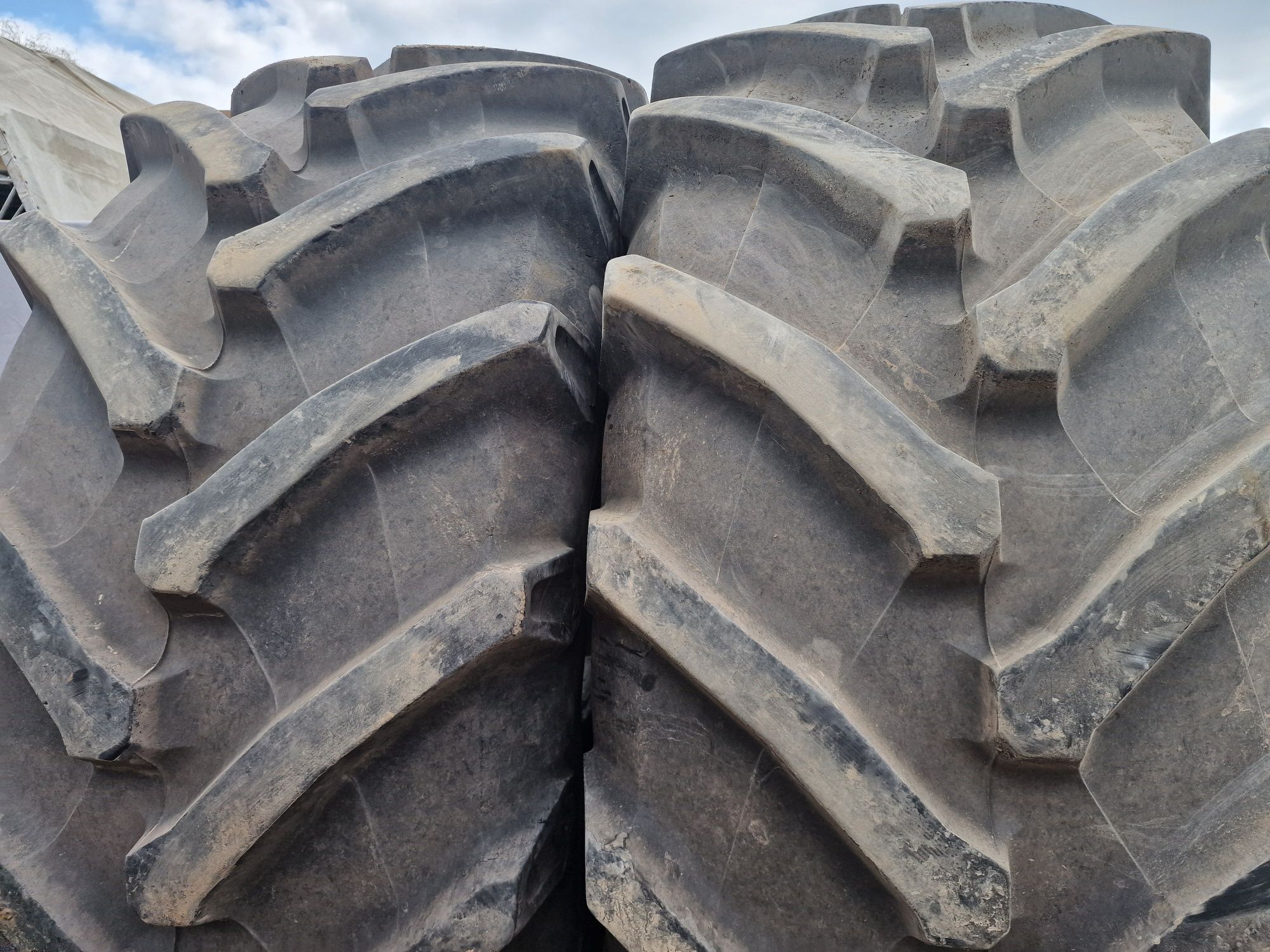 Cauciucuri 710/70R38 marca Trelleborg
