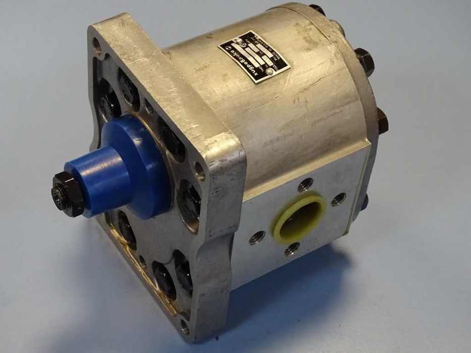 Хидравлична помпа "Хидравлика" А140Х 140Bar Hydraulic pump plessey