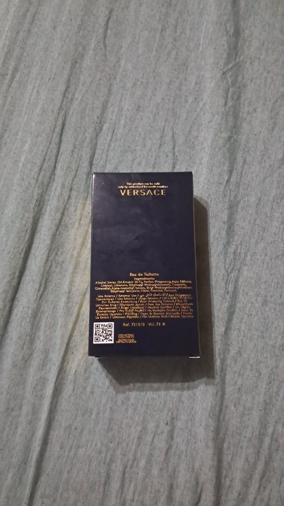 Vând versace dylan blue nou si original. Pot schimba pentru alt parfum