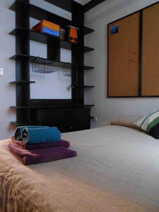 Дава се под наем Двустаен апартамент в София, Център - 65 кв.м за 397.8 € - Снимка #1