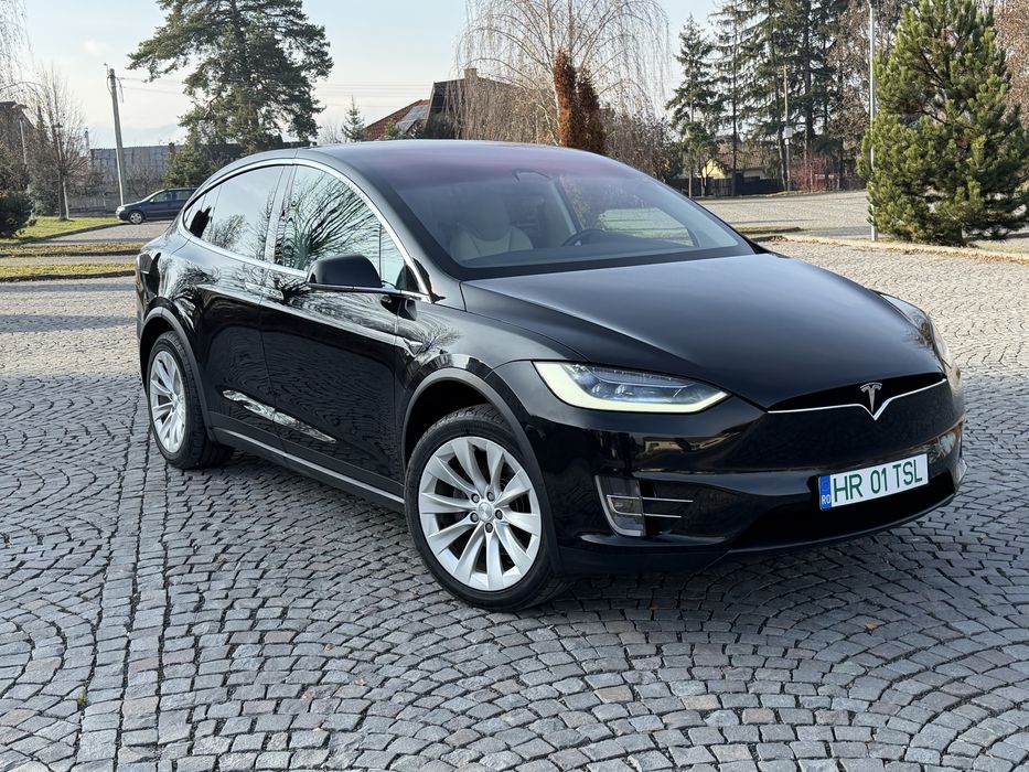 Tesla model X long range 100D