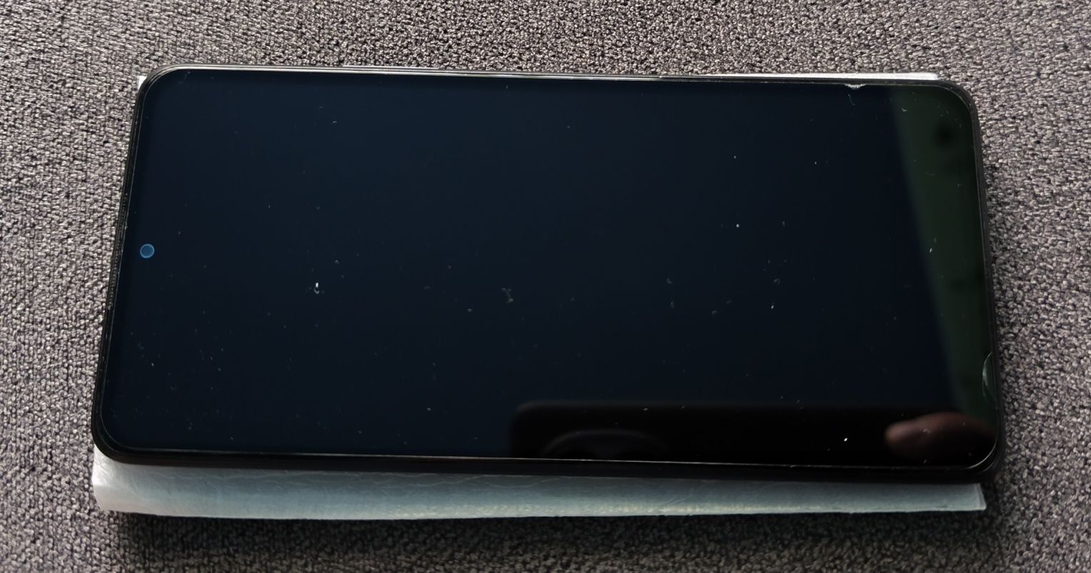 Продавам Xiaomi Redmi Note 10 Pro