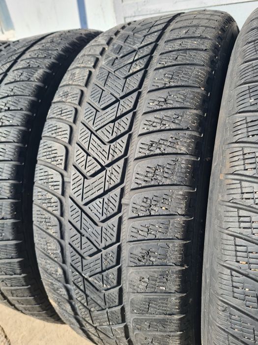 4 бр. зимни гуми 255/50/20 Pirelli DOT 4316 4,5/5 mm